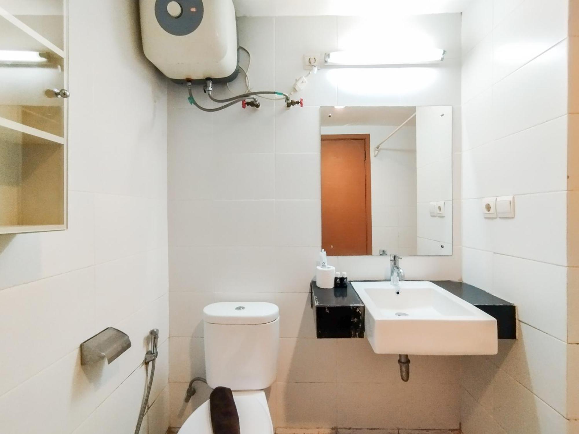 Simply And Comfy Studio Room Apartment Beverly Dago By Travelio バンドゥン エクステリア 写真