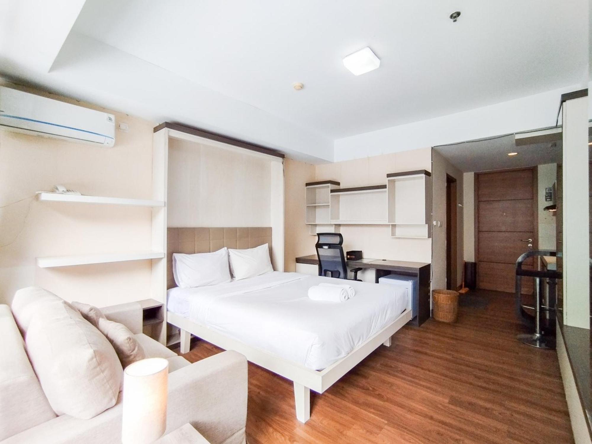 Simply And Comfy Studio Room Apartment Beverly Dago By Travelio バンドゥン エクステリア 写真