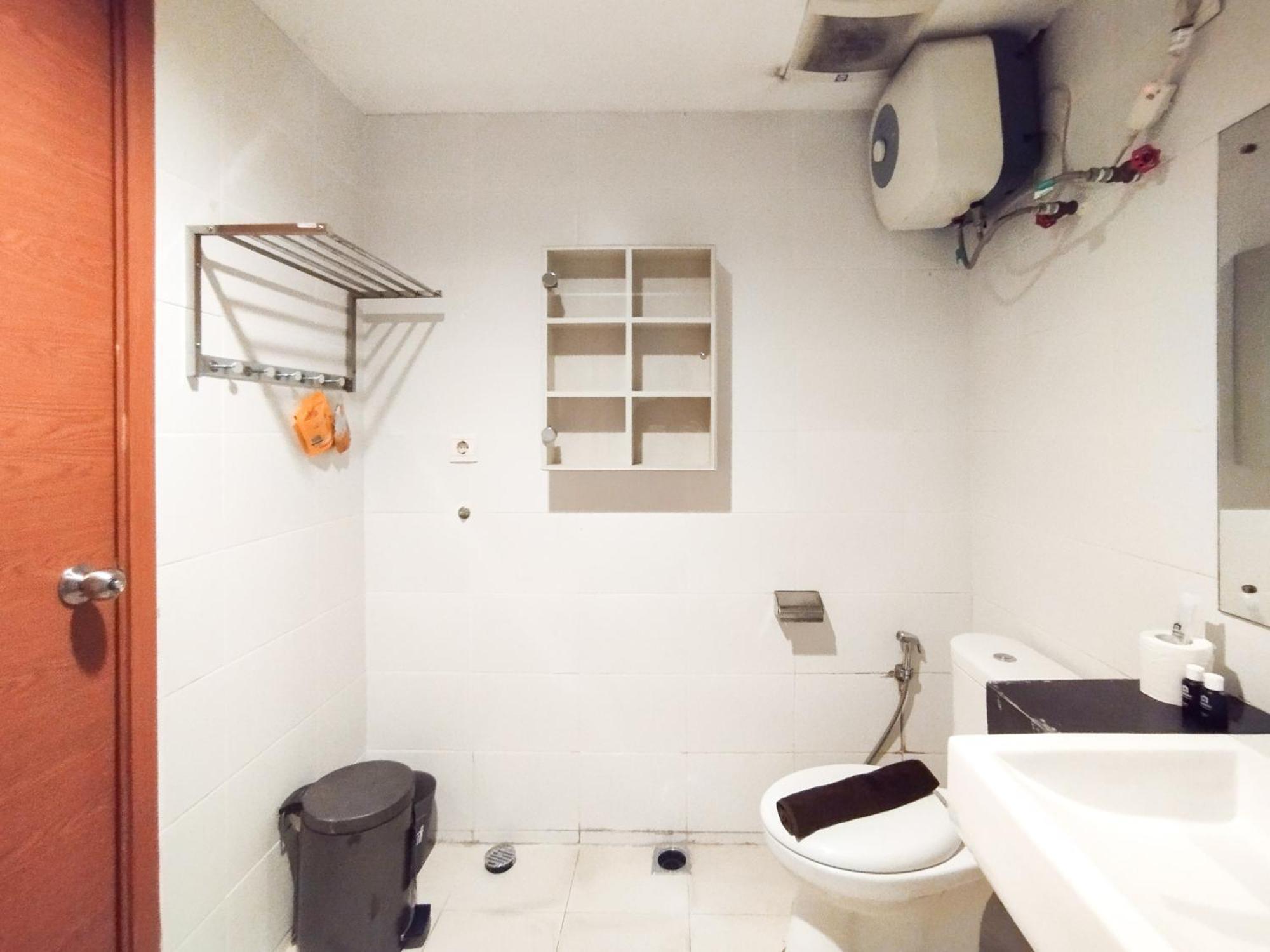 Simply And Comfy Studio Room Apartment Beverly Dago By Travelio バンドゥン エクステリア 写真