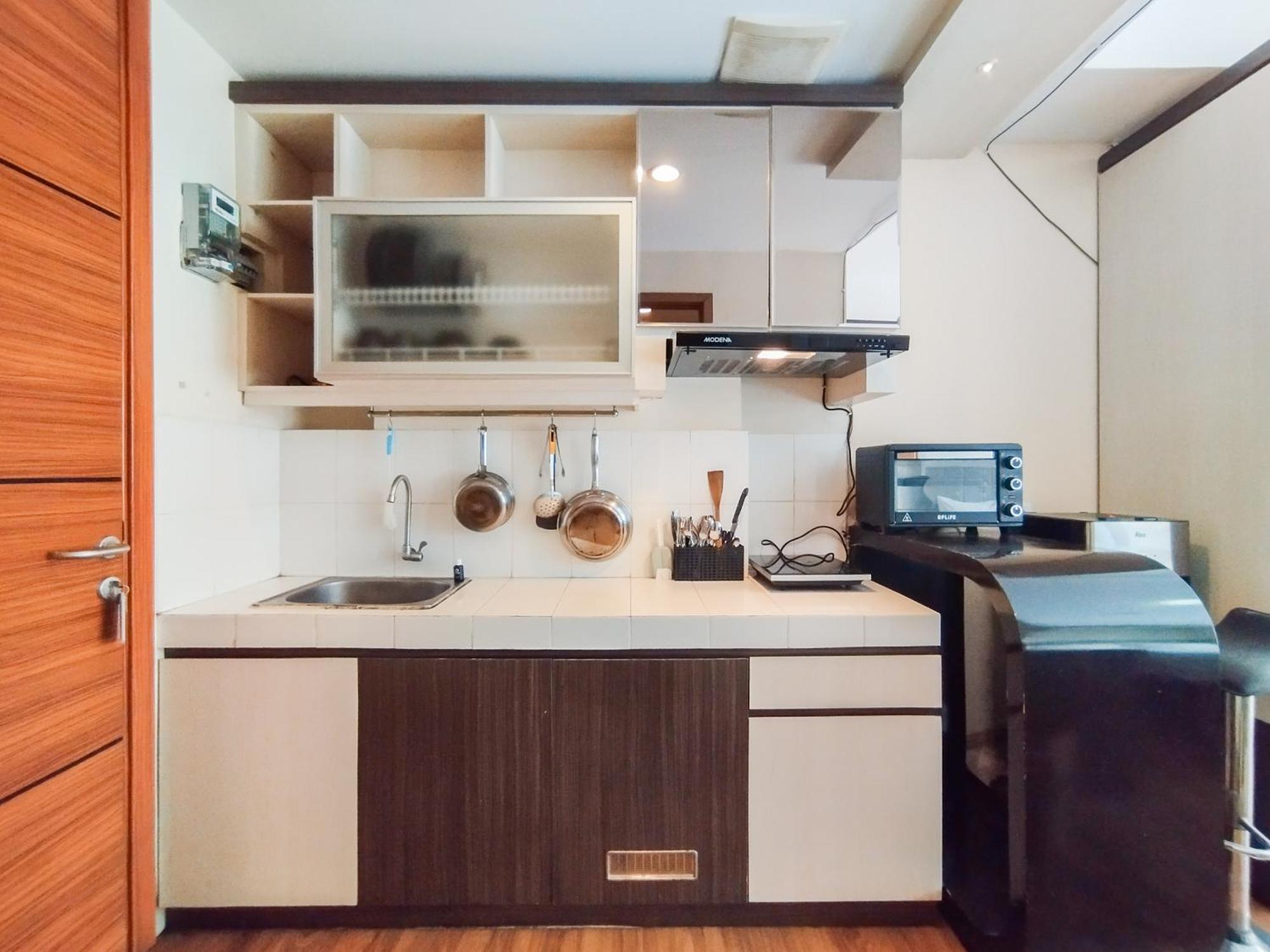 Simply And Comfy Studio Room Apartment Beverly Dago By Travelio バンドゥン エクステリア 写真