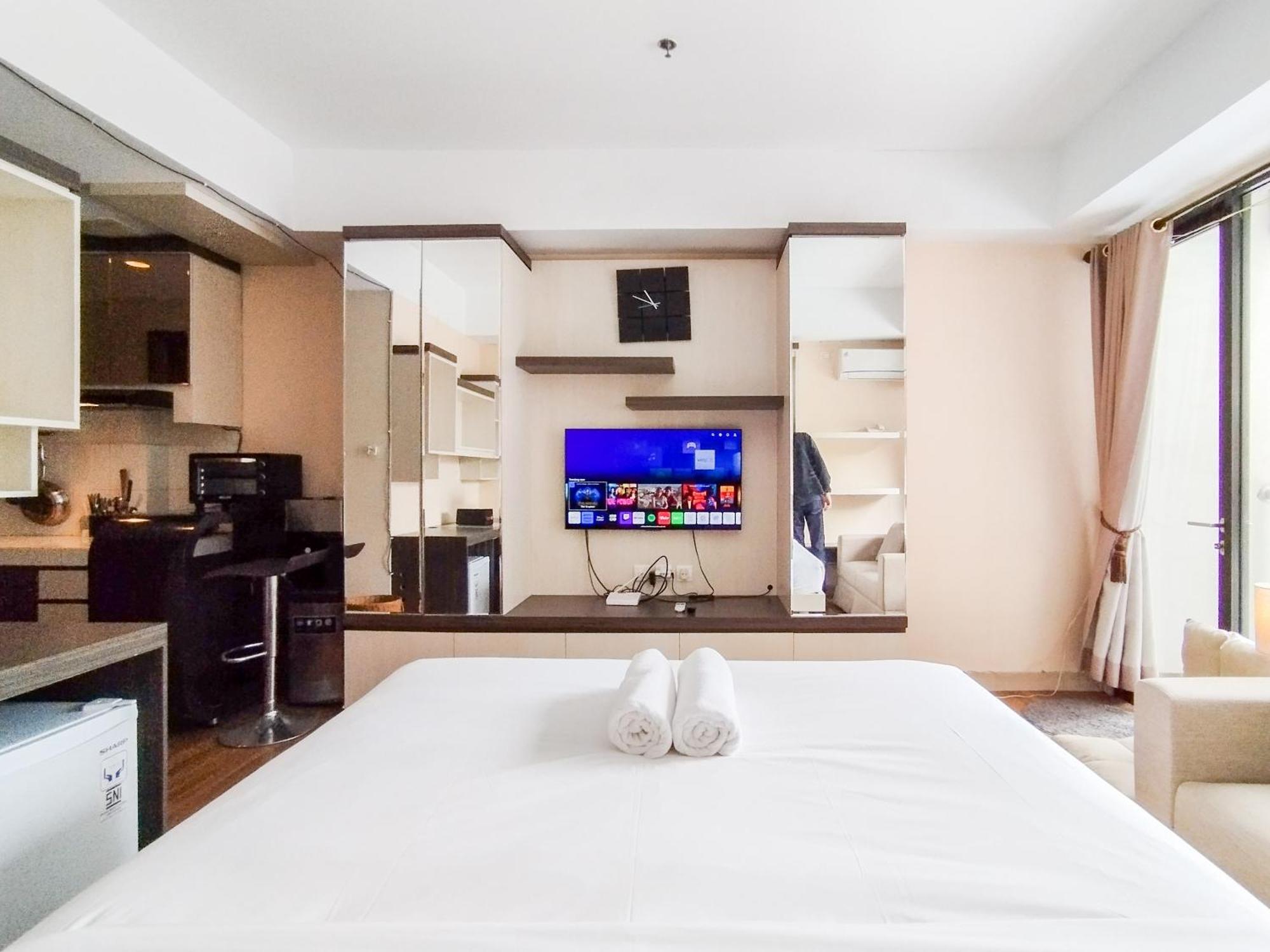 Simply And Comfy Studio Room Apartment Beverly Dago By Travelio バンドゥン エクステリア 写真