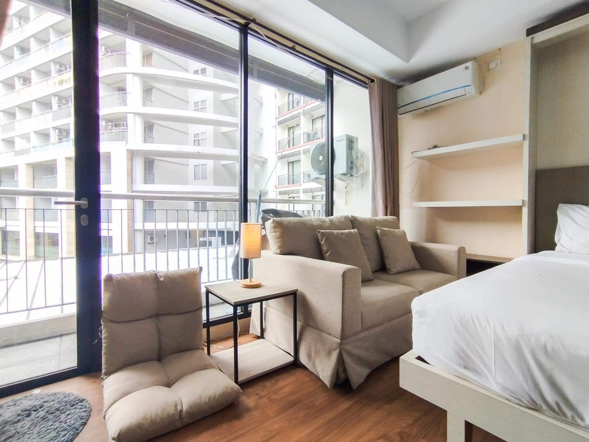 Simply And Comfy Studio Room Apartment Beverly Dago By Travelio バンドゥン エクステリア 写真